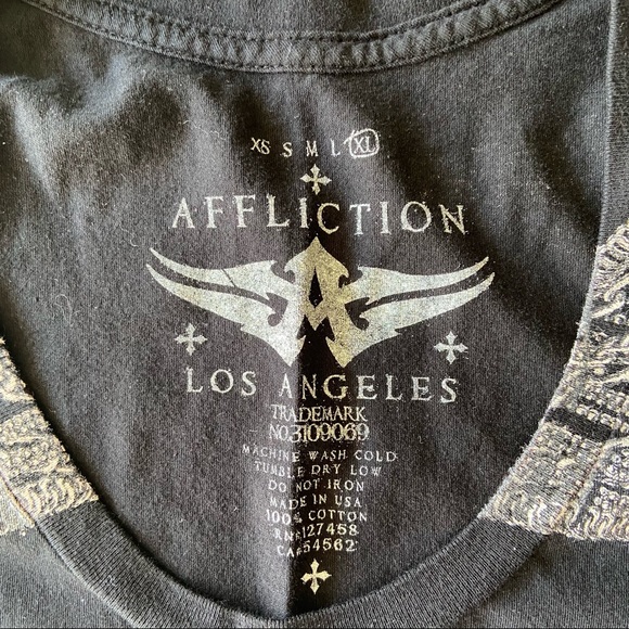 Affliction Chains Print Ruched Braided Back Tunic Top - Picture 6 of 16